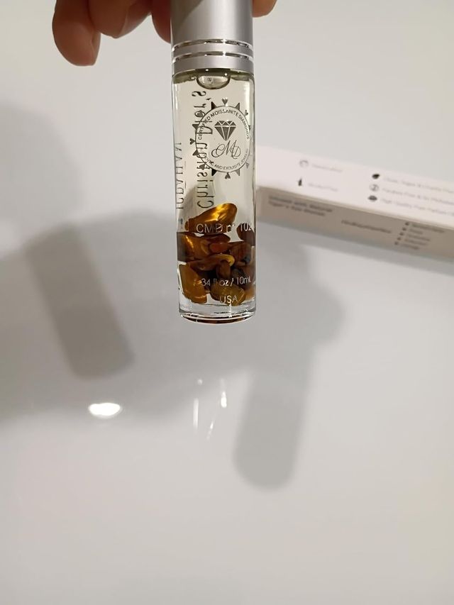 Customer photo of the Royal Oud Perfume Oil by a customer