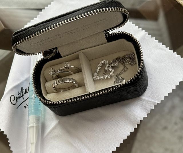 Customer photo of the Travel Jewelry Case by Shorena