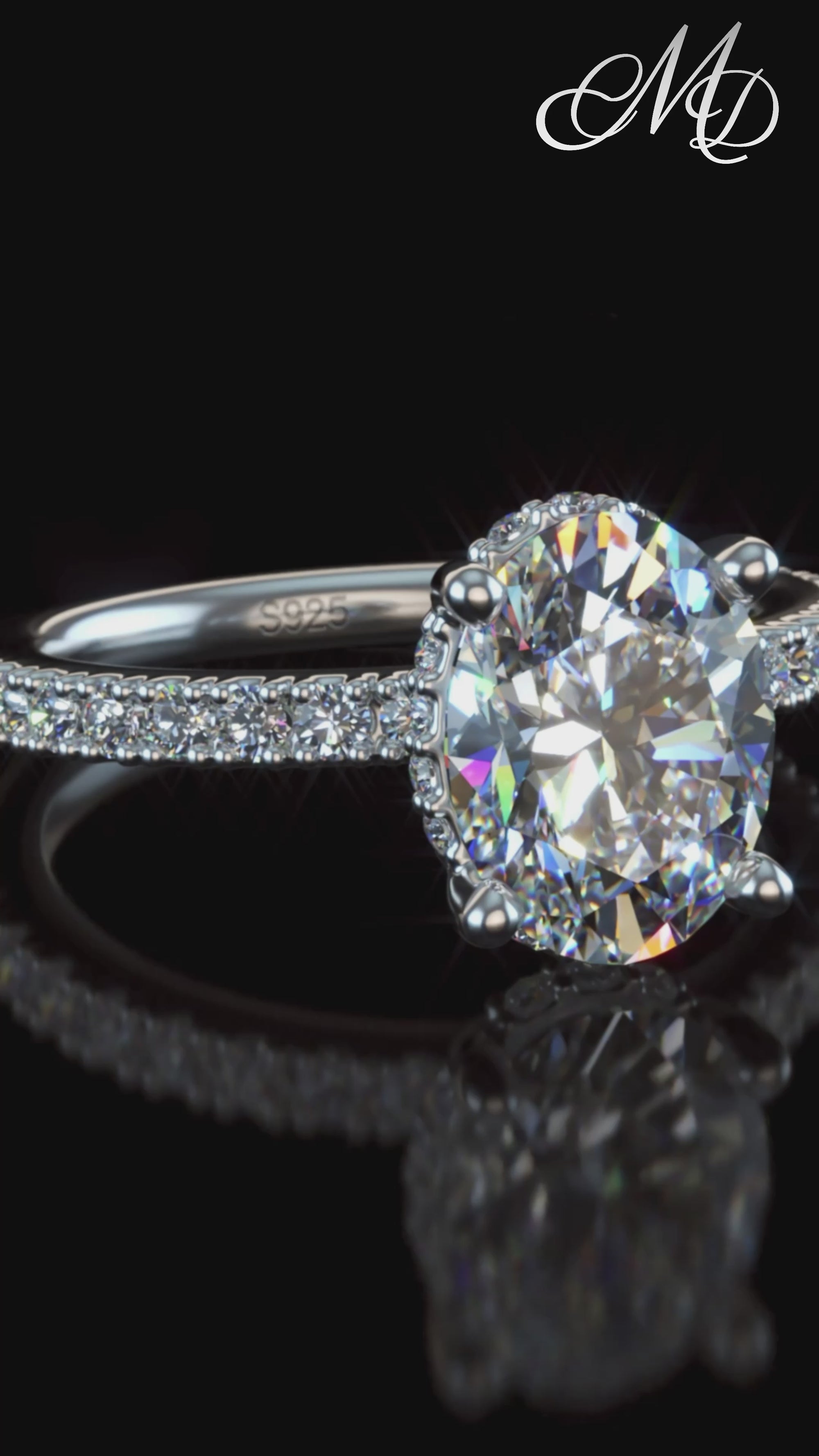 Elegant Oval Moissanite Engagement Ring